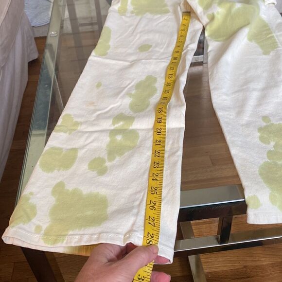 Cream with green tie-dye painter, pants jeans. High waisted, wide leg size 26. - Picture 10 of 14
